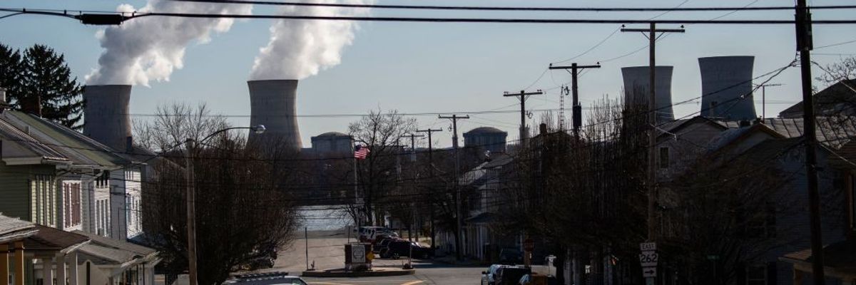 three mile island plant 